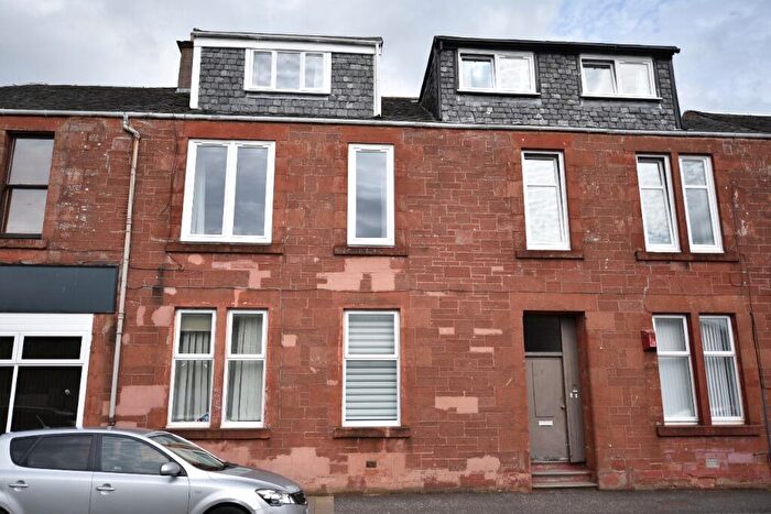 2 Bedroom Flat To Rent In Dalvait Road, Balloch, West Dunbartonshire, G83