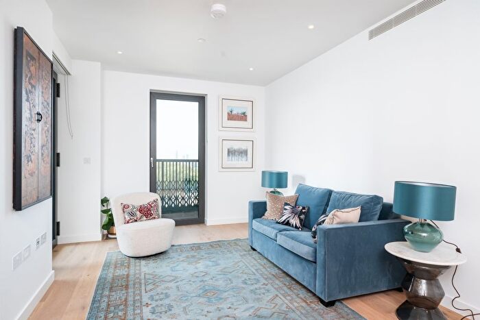 2 Bedroom Flat For Sale In Ebury Bridge Road, London, SW1W