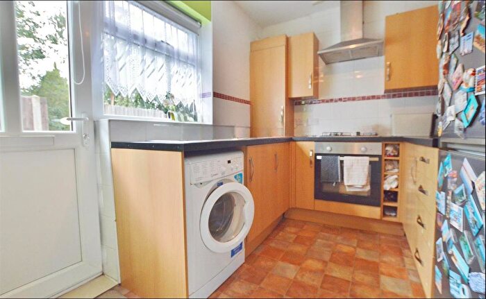 1 Bedroom Maisonette To Rent In Stafford Avenue, Slough, SL2