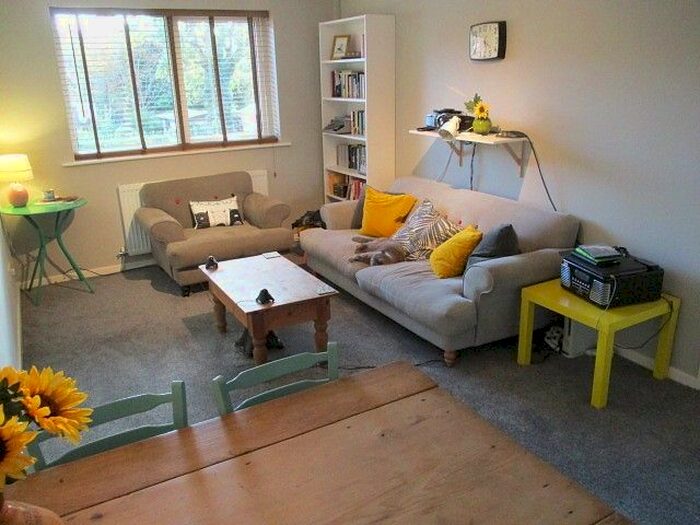 2 Bedroom Flat To Rent In Magnus Court, Beeston, NG9