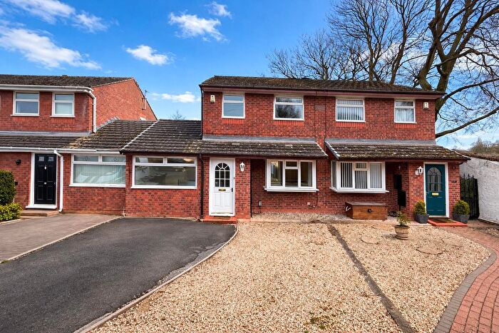 3 Bedroom Property To Rent In Oakwood Drive, Huyton, L36