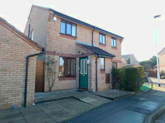 2 Bedroom Semi-Detached House To Rent In Mealsgate, Peterborough, PE4