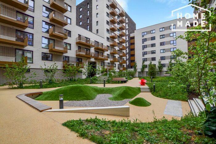 3 Bedroom Flat To Rent In Equipment Works, Walthamstow, E17