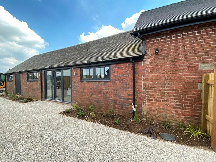 3 Bedroom Barn Conversion For Sale In London Road, Weston, ST18