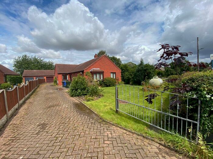 3 Bedroom Detached Bungalow For Sale In Broad Lane, Sykehouse, Goole, DN14