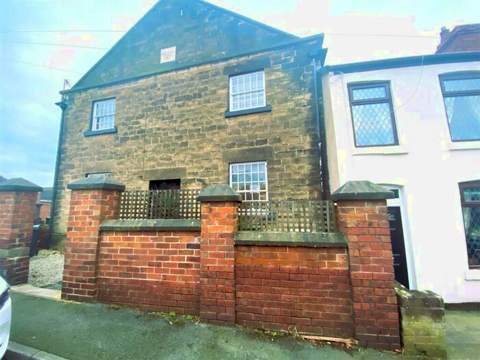 2 Bedroom Character Property To Rent In Holbrook Road, Belper, DE56