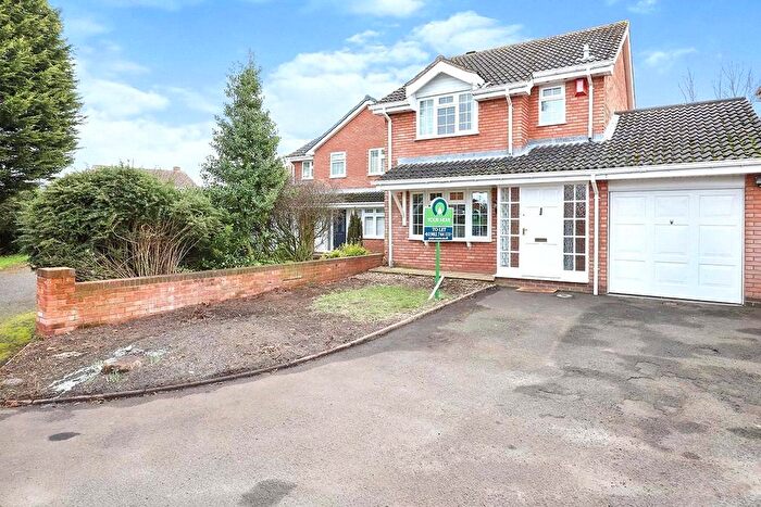 3 Bedroom Detached House For Sale In Wykeham Grove, Perton Wolverhampton, Staffordshire, WV6