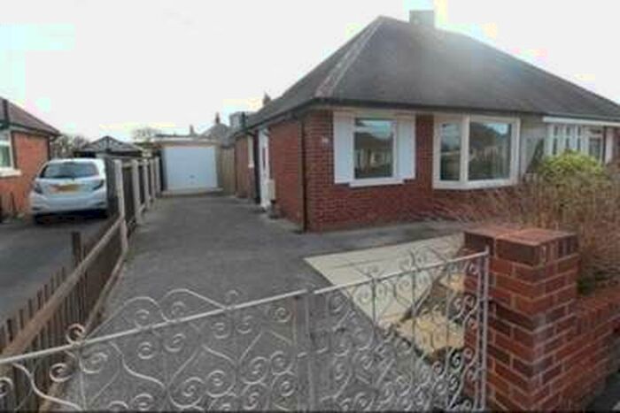2 Bedroom Bungalow To Rent In Eversleigh Avenue, Thornton-cleveleys, FY5