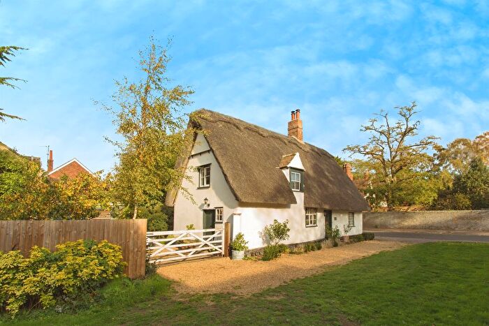 3 Bedroom Detached House For Sale In High Street, Little Shelford, Cambridge, CB22