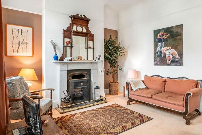 2 Bedroom Semi-Detached House For Sale In Taylors Lane, Sydenham, London, SE26