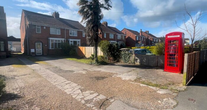 4 Bedroom Semi-Detached House To Rent In Locking Road, Weston-Super-Mare, BS22