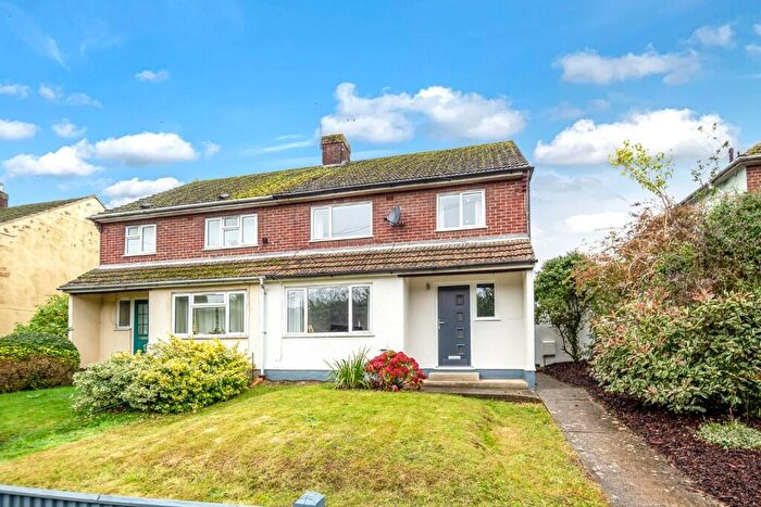 3 Bedroom Semi-Detached House For Sale In Oxford Road, Kirtlington, Oxfordshire, OX5