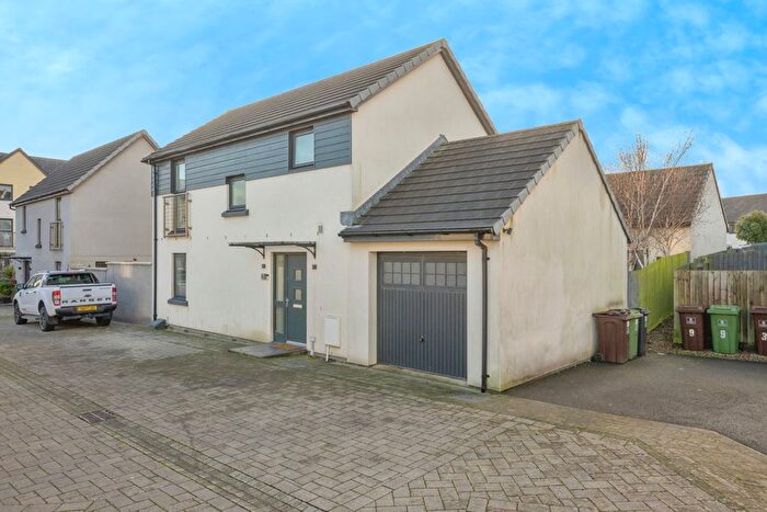 3 Bedroom Detached House For Sale In Whatley Mews, Plymouth, Devon, PL9