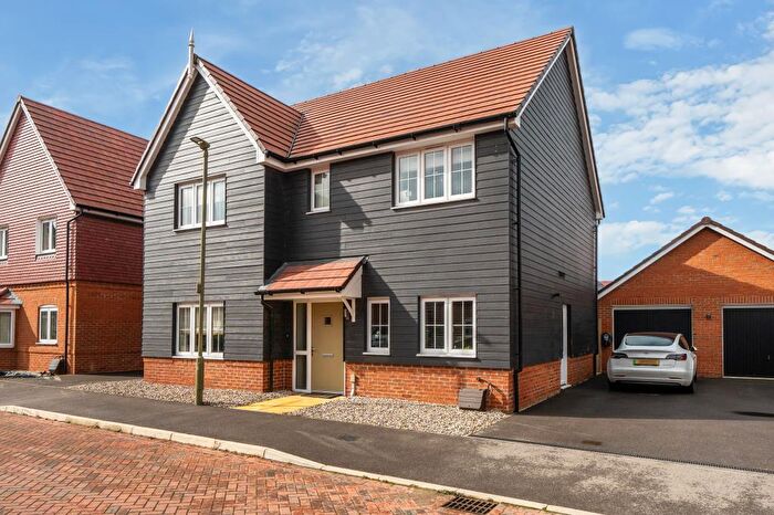 4 Bedroom Detached House To Rent In Didcot, Oxfordshire, OX11