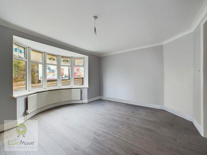 4 Bedroom Terraced House To Rent In Chatham Hill, Chatham, ME5