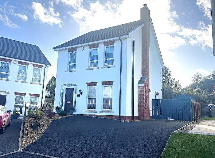3 Bedroom Detached House For Sale In Cedar Park, Magherafelt, BT45