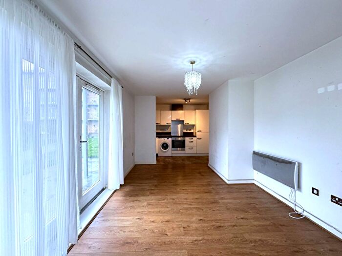 2 Bedroom Flat For Sale In King George Crescent, Wembley, HA0