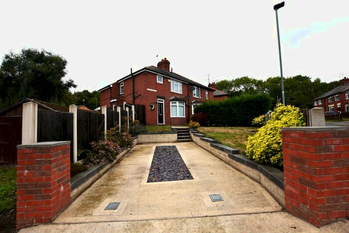 3 Bedroom Semi-Detached House To Rent In Kendal Crescent, Worsbrough, Barnsley, S70