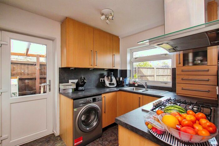 3 Bedroom Link Detached House For Sale In Yorke Way, Ely, CB6