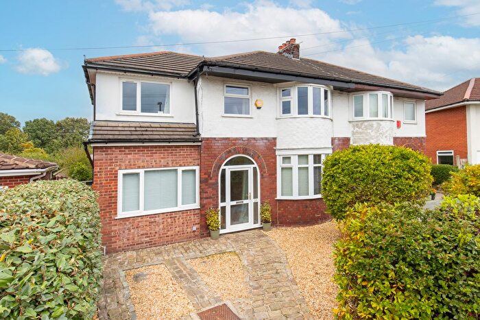 4 Bedroom Semi-Detached House For Sale In West End, Penwortham, PR1