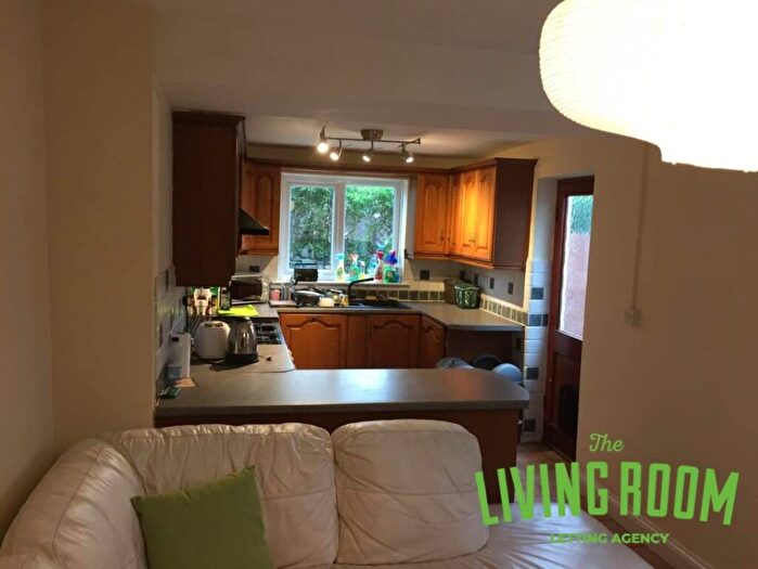 4 Bedroom House To Rent In Allensbank Road, Heath, Cardiff, CF14