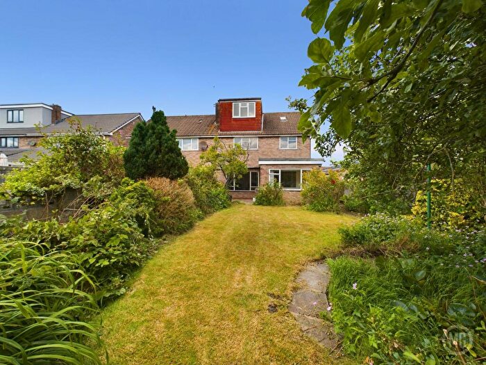 4 Bedroom Semi-Detached House For Sale In Kilbirnie Road, Bristol, BS14