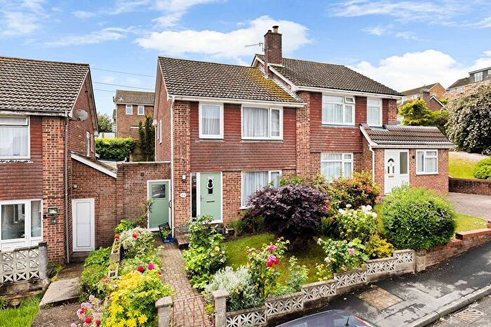 3 Bedroom Semi Detached House For Sale In Ash Close, River, Dover, CT17
