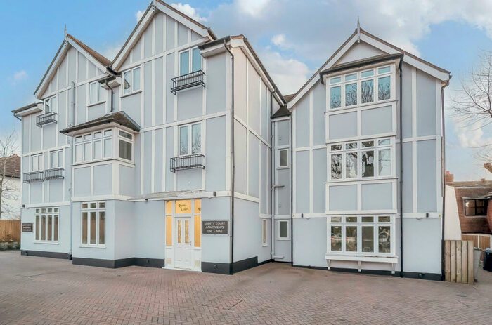 2 Bedroom Apartment To Rent In Page Heath Lane, Bromley, Kent, BR1