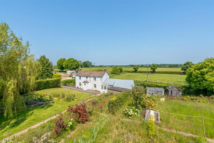 3 Bedroom Cottage For Sale In Cresswell Lane, Lea, Malmesbury, SN16
