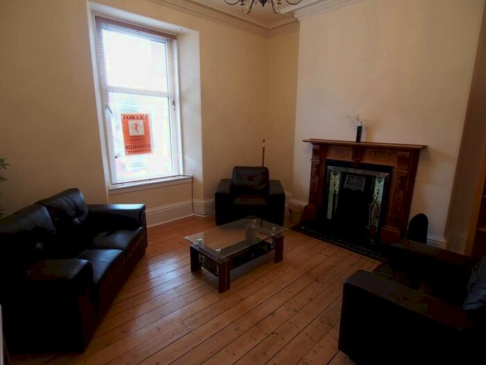 2 Bedroom Flat To Rent In Ferryhill Terrace, First Floor Right, AB11