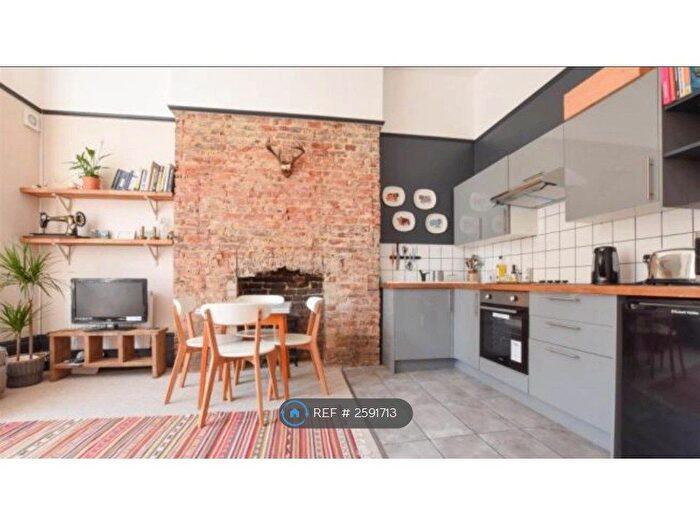 2 Bedroom Flat To Rent In Warrior Gardens, St-Leonards-On-Sea, TN37