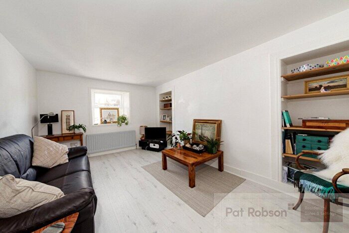 1 Bedroom Apartment To Rent In Leazes Park Road Flat B, Newcastle Upon Tyne, NE1