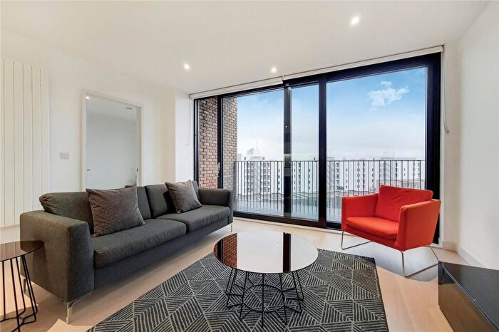 2 Bedroom Apartment To Rent In Shipwright Street, London, E16