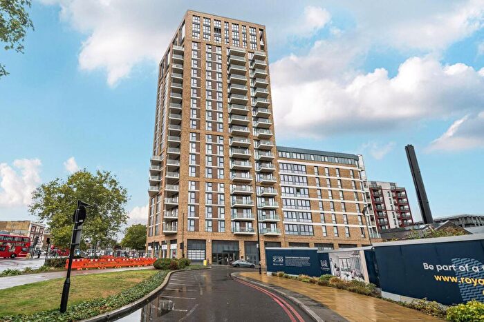 1 Bedroom Flat For Sale In Duncombe House, Woolwich Riverside, London, SE18