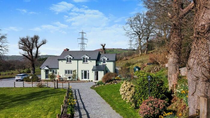 3 Bedroom Equestrian Property For Sale In Lletty Gariad, Cefn Drum, Pontarddulais, Swansea, West Glamorgan, SA4