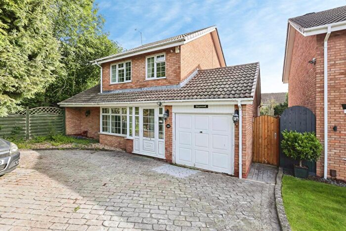 3 Bedroom Detached House For Sale In Hambleton Road, Halesowen, B63