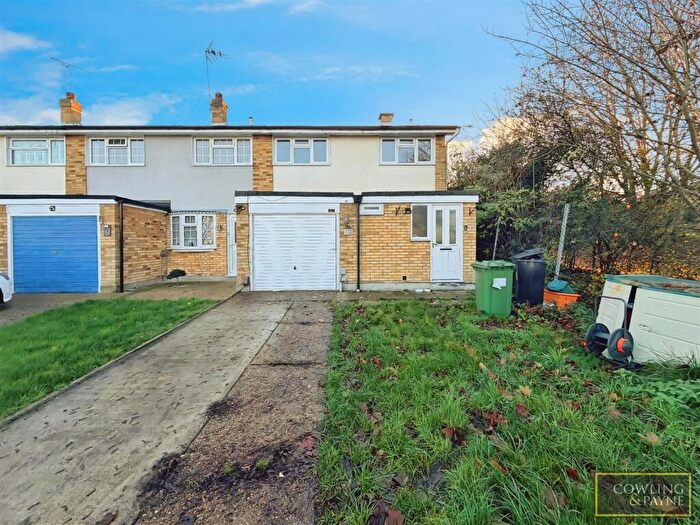 4 Bedroom House To Rent In Ulting Way, Wickford, SS11