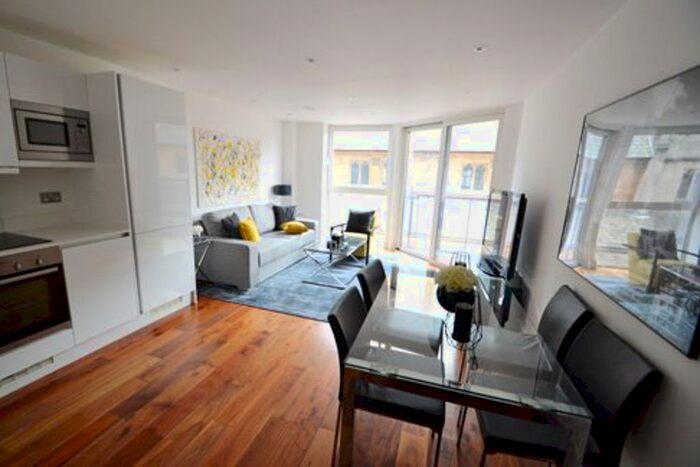 1 Bedroom Flat To Rent In Flower Lane, London, NW7