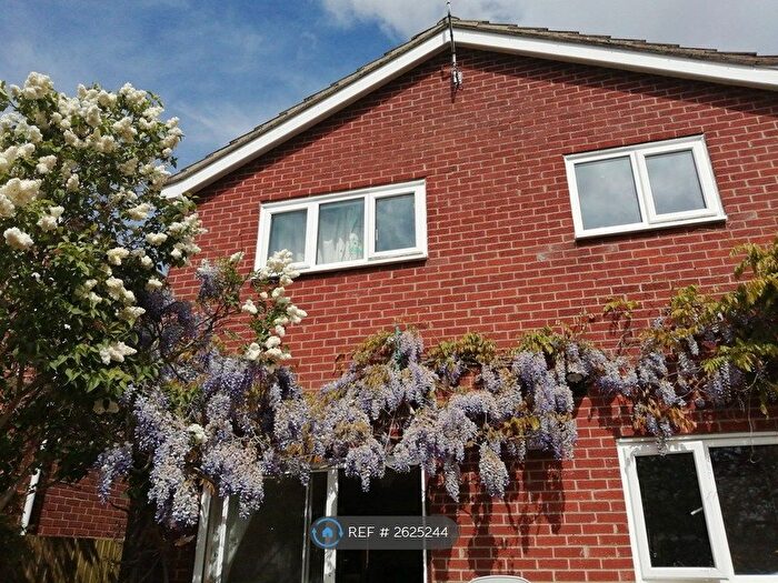 4 Bedroom Detached House To Rent In Chaney Road, Colchester, CO7