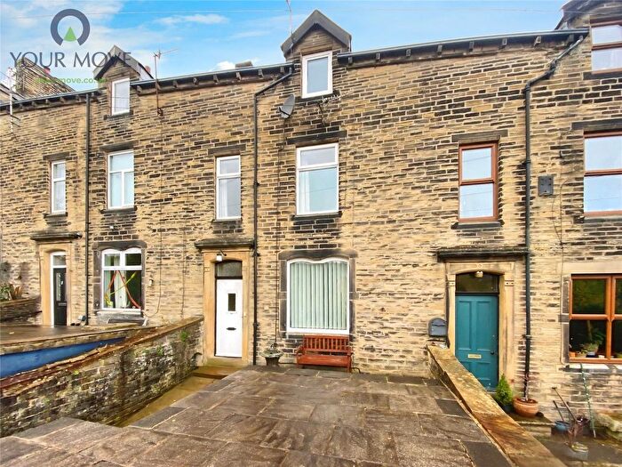 4 Bedroom Terraced House For Sale In Ivy Bank Lane, Haworth, Keighley, West Yorkshire, BD22