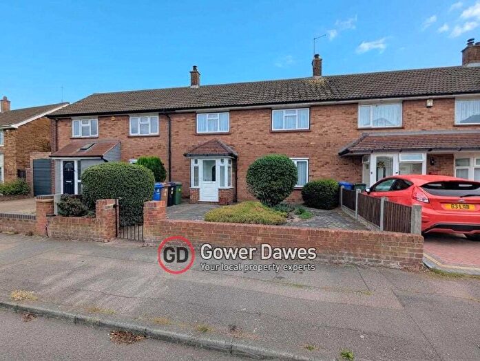 3 Bedroom Terraced House For Sale In Morant Road, Chadwell St.Mary, RM16
