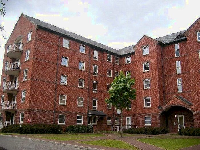 1 Bedroom Apartment To Rent In Hathersage Road, Manchester, M13