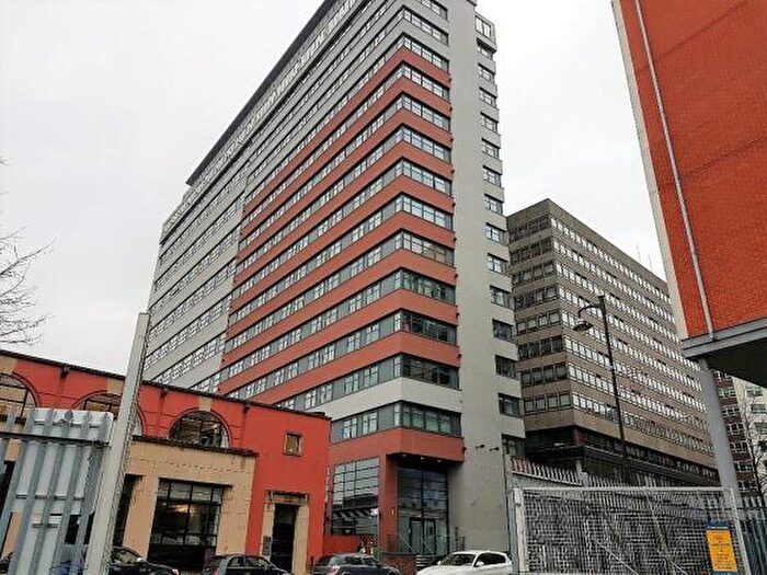 2 Bedroom Apartment To Rent In Newhall Street, Birmingham, B3