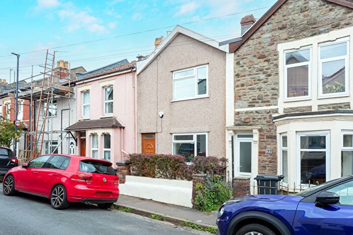 2 Bedroom Terraced House For Sale In Queen Street, Bristol, BS5