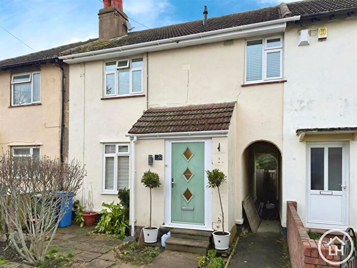 3 Bedroom Terraced House For Sale In Waterloo Road, Sittingbourne, ME10