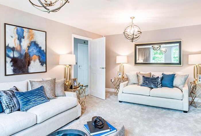 4 Bedroom Detached House For Sale In Barons Drive, Roslin, EH25