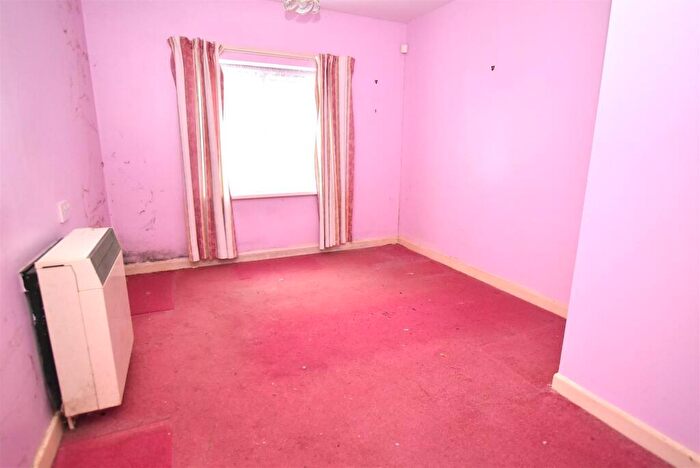 2 Bedroom Apartment For Sale In St. Pauls Close, Tranmere, CH42