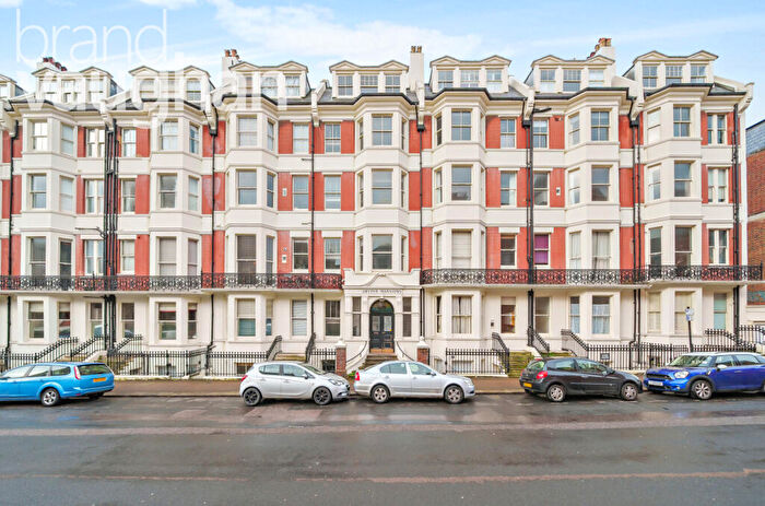 1 Bedroom Flat To Rent In Gwydyr Mansions, Holland Road, Hove, East Sussex, BN3