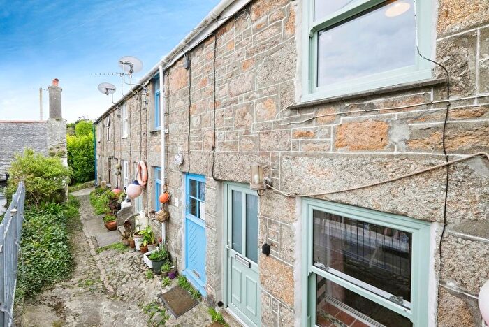 1 Bedroom Cottage To Rent In Church Street, Penzance, TR18