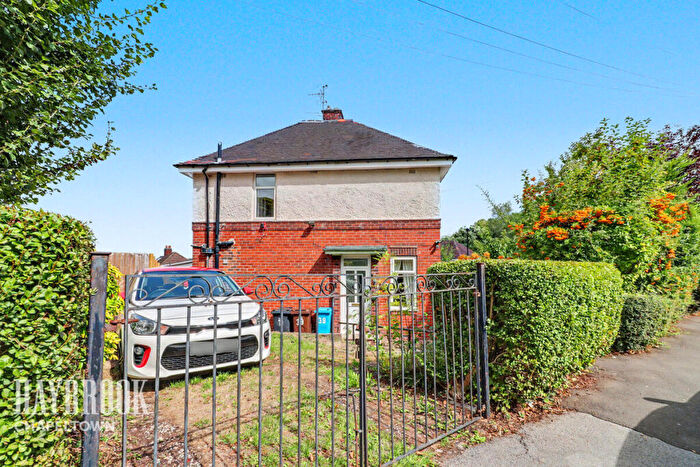 3 Bedroom Semi-Detached House For Sale In Concord Road, Sheffield, S5